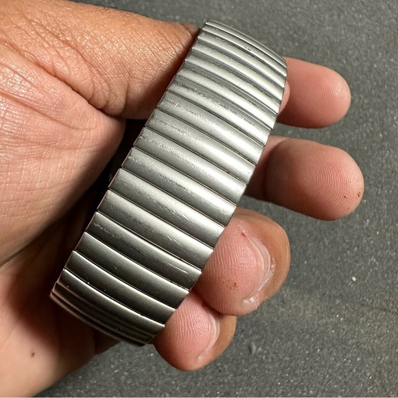 Vintage Pisano Mens Quartz Titanium Watch Date Just Stretch Bracelet Working - Picture 5 of 11